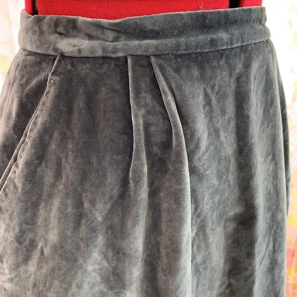Vintage grey velvet pencil skirt - Picture 2 of 4